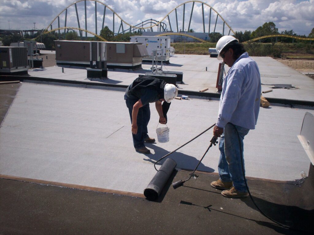flat roofing contractors Luton